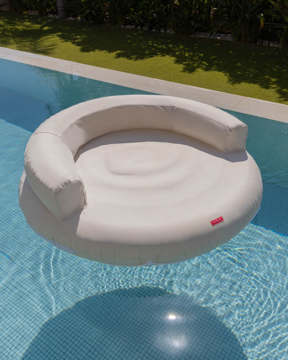 Flotador tumbona redonda beige - BABYLON