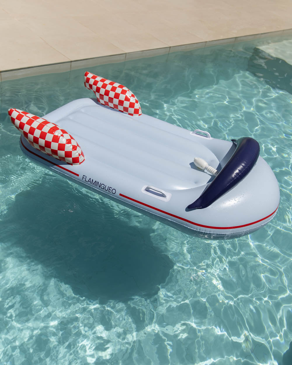 tumbona infantil piscina