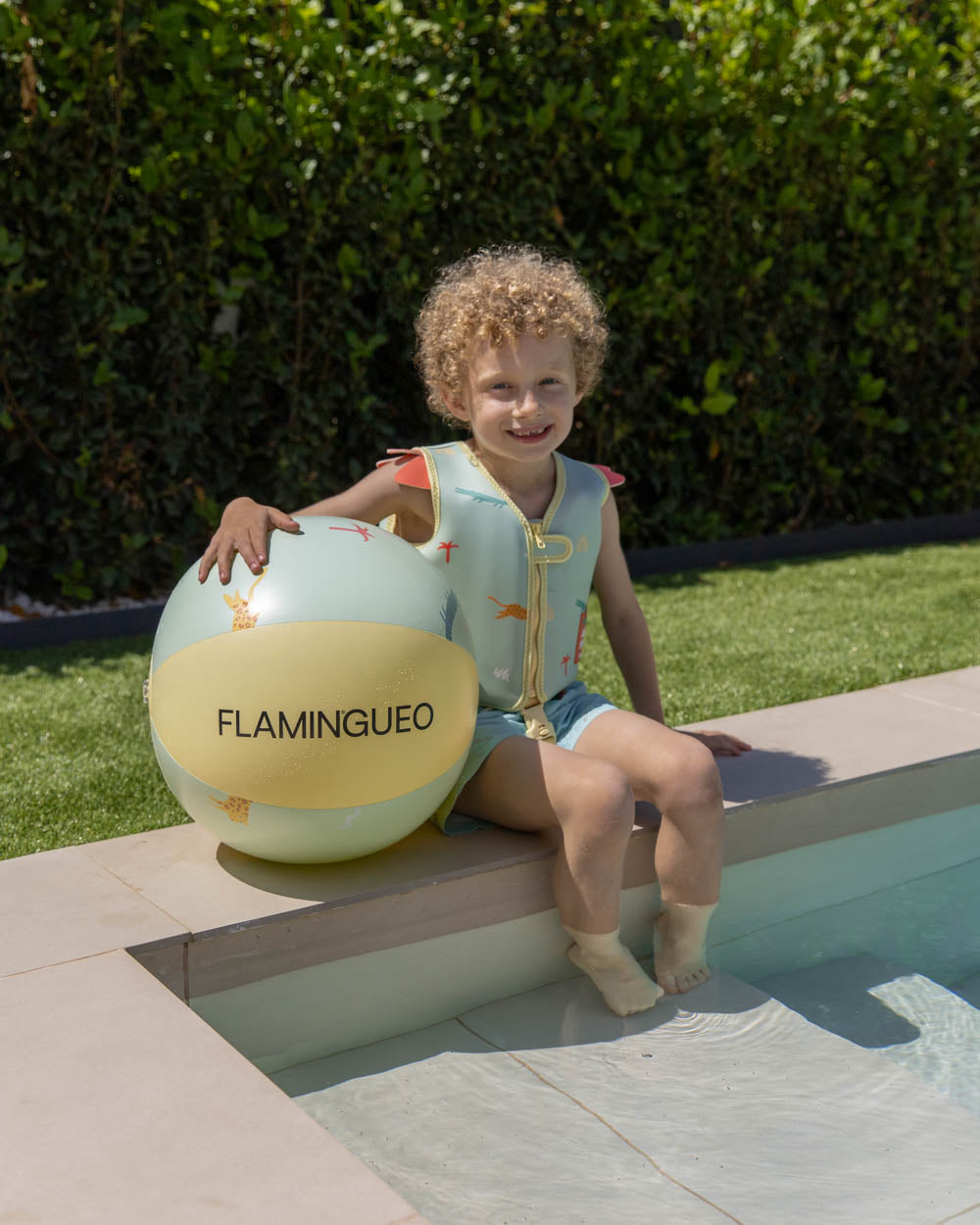 pelota verde flotador flamingueo