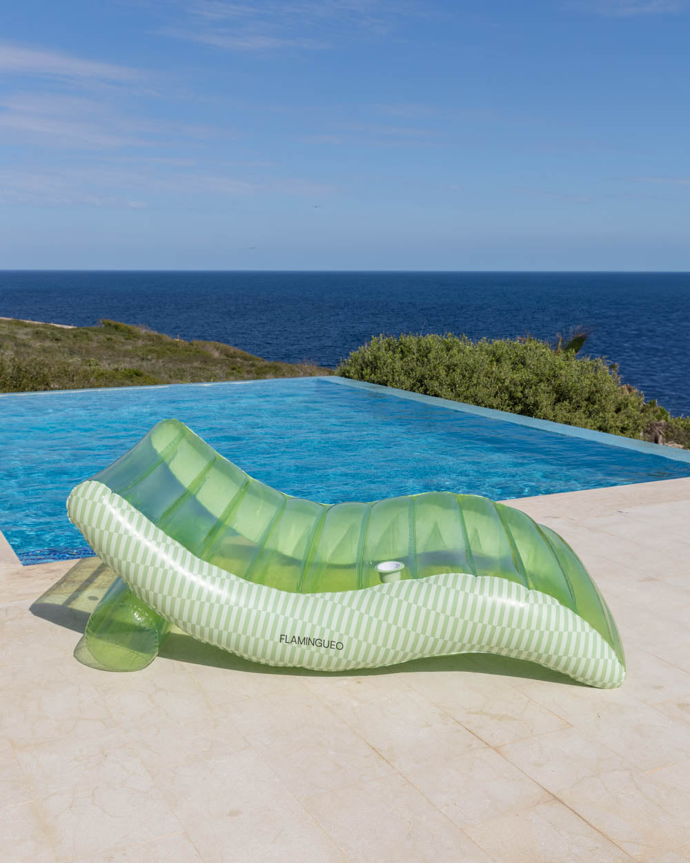 colchoneta hinchable piscina