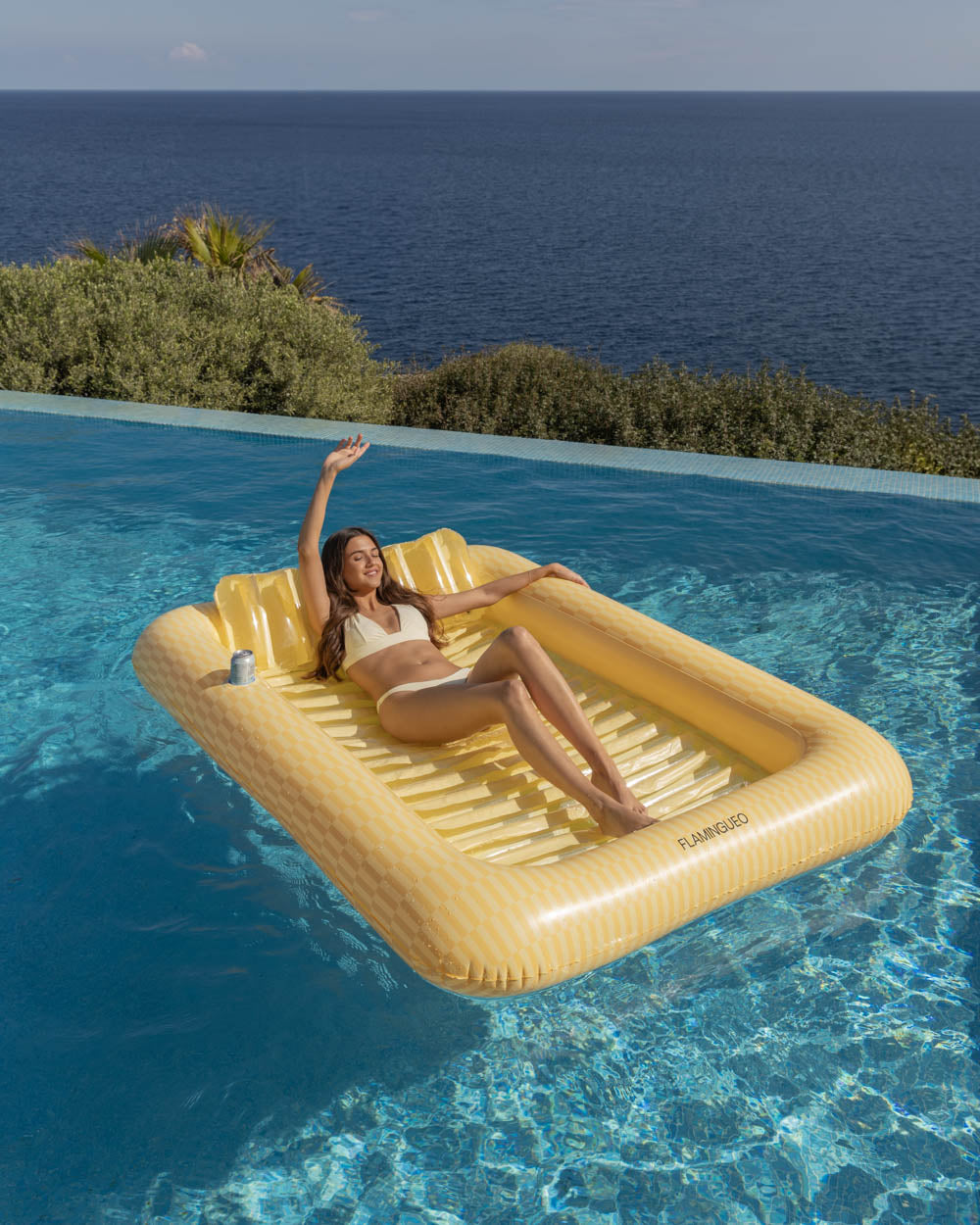 colchonetas hinchables estilo piscina