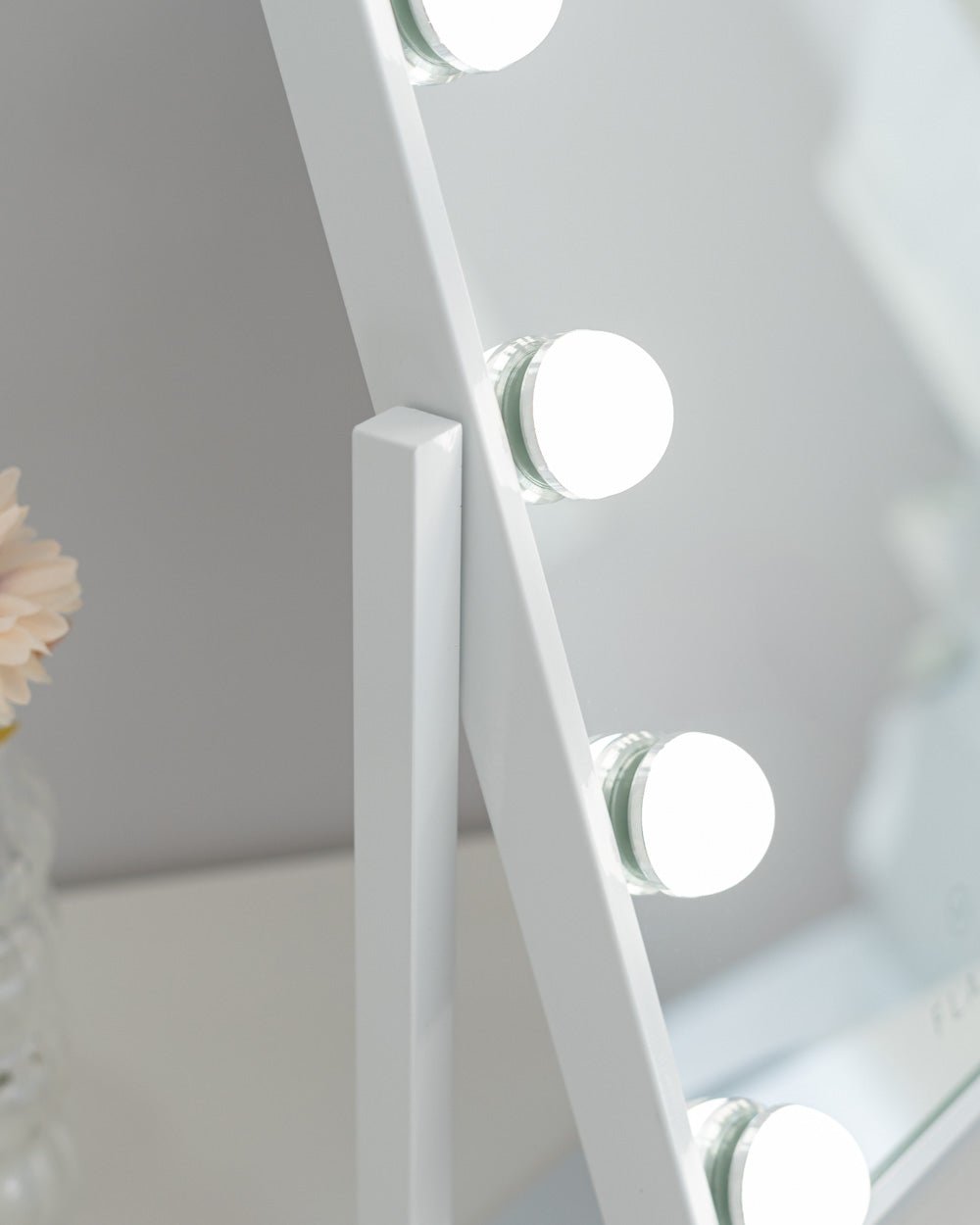 Espejo luces LED - TESS - Flamingueo