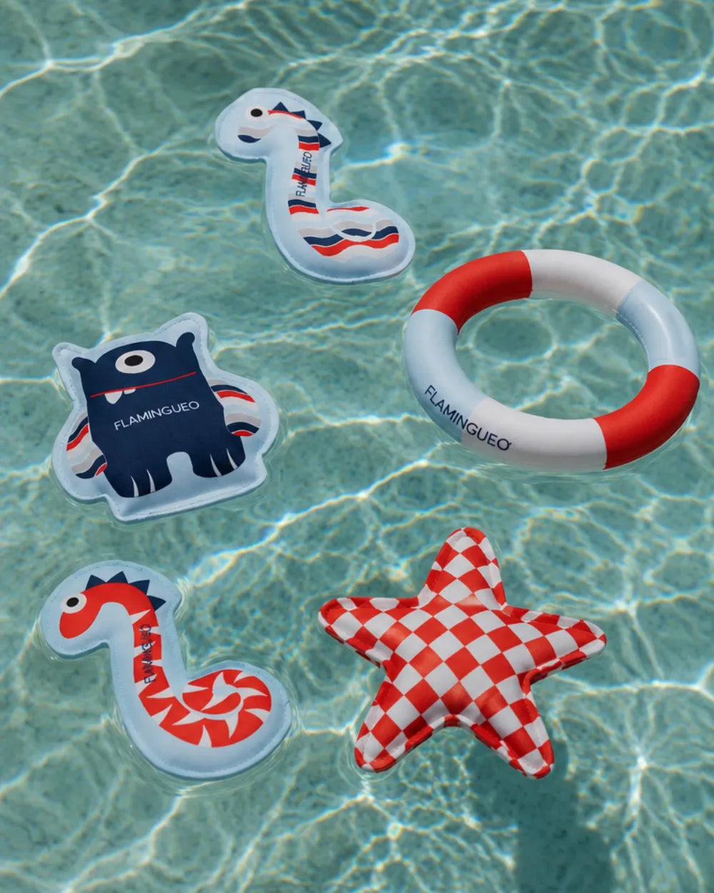 Set de juguetes para piscina infantiles - COSMO