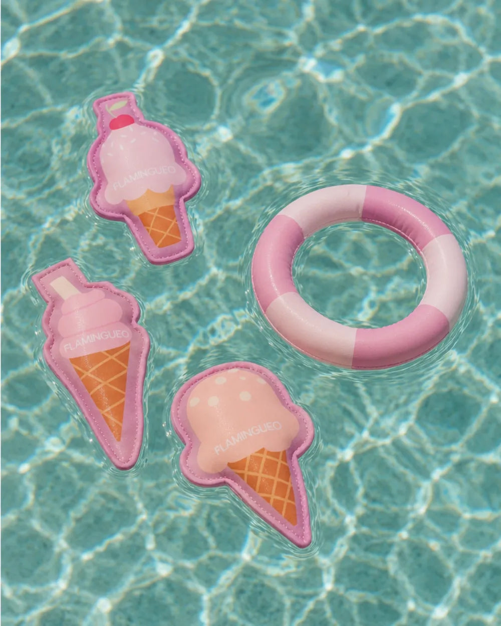 Set de juguetes para piscina infantiles - TUTTI