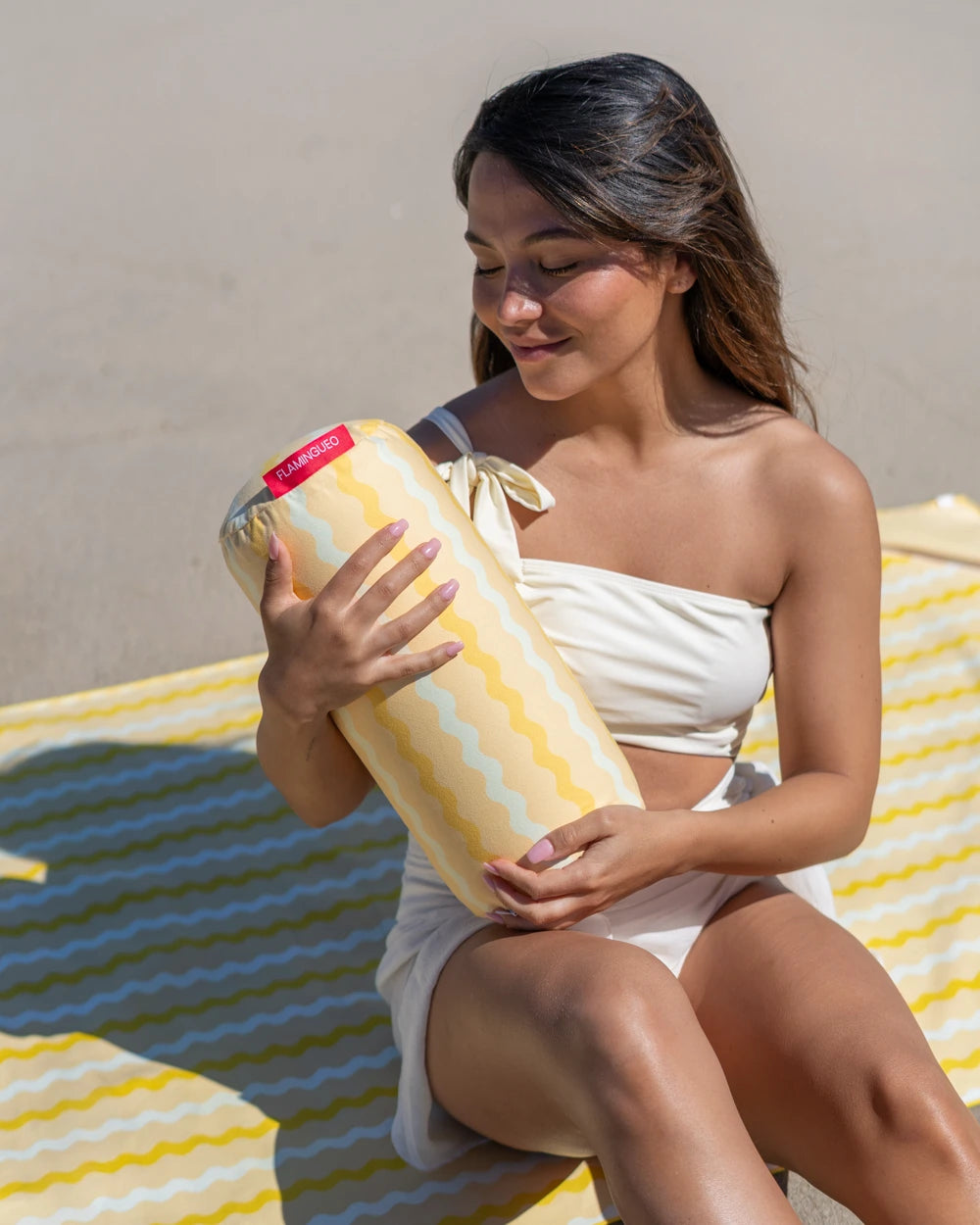 Microfiber inflatable beach pillow – BRISDA