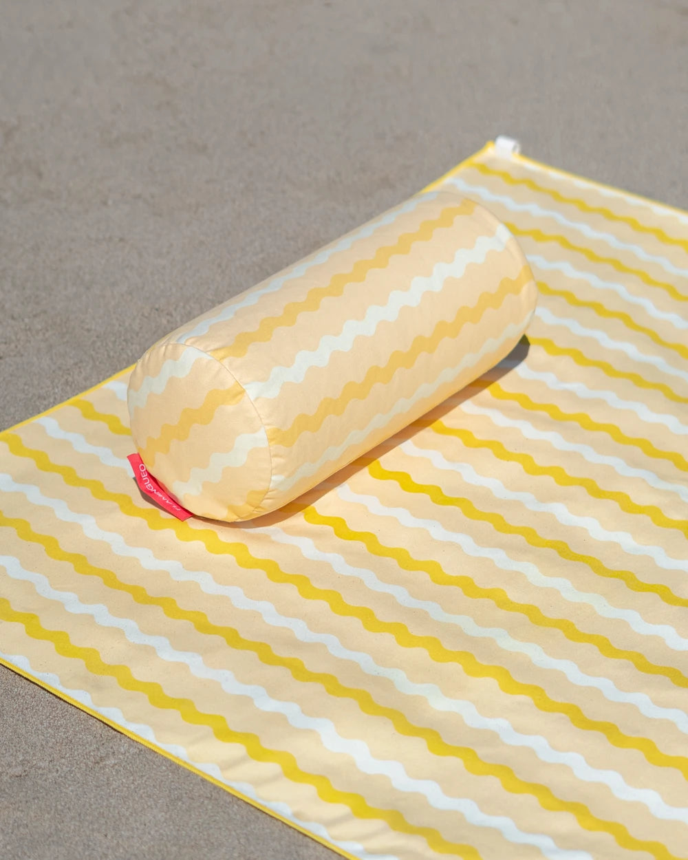 Microfiber inflatable beach pillow – BRISDA