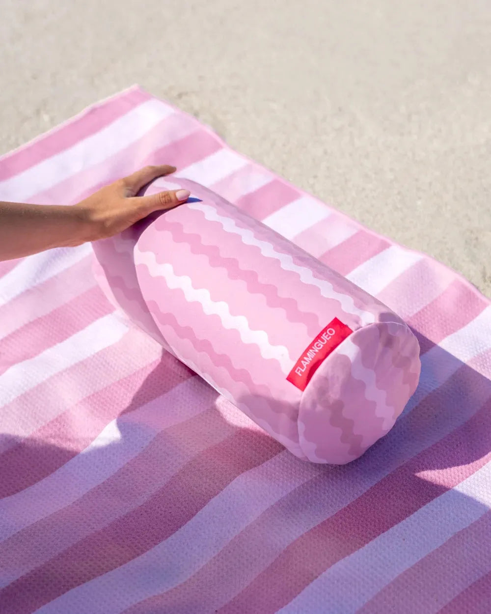 Inflatable Microfiber Beach Cushion – BRISDA