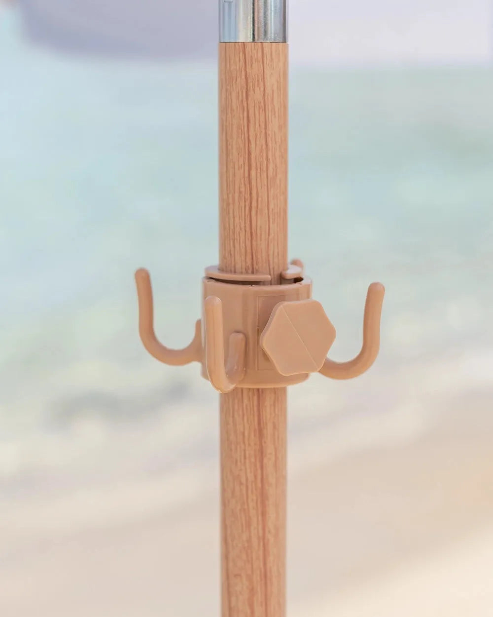 Perchero marrón ajustable para sombrilla – LOCKI