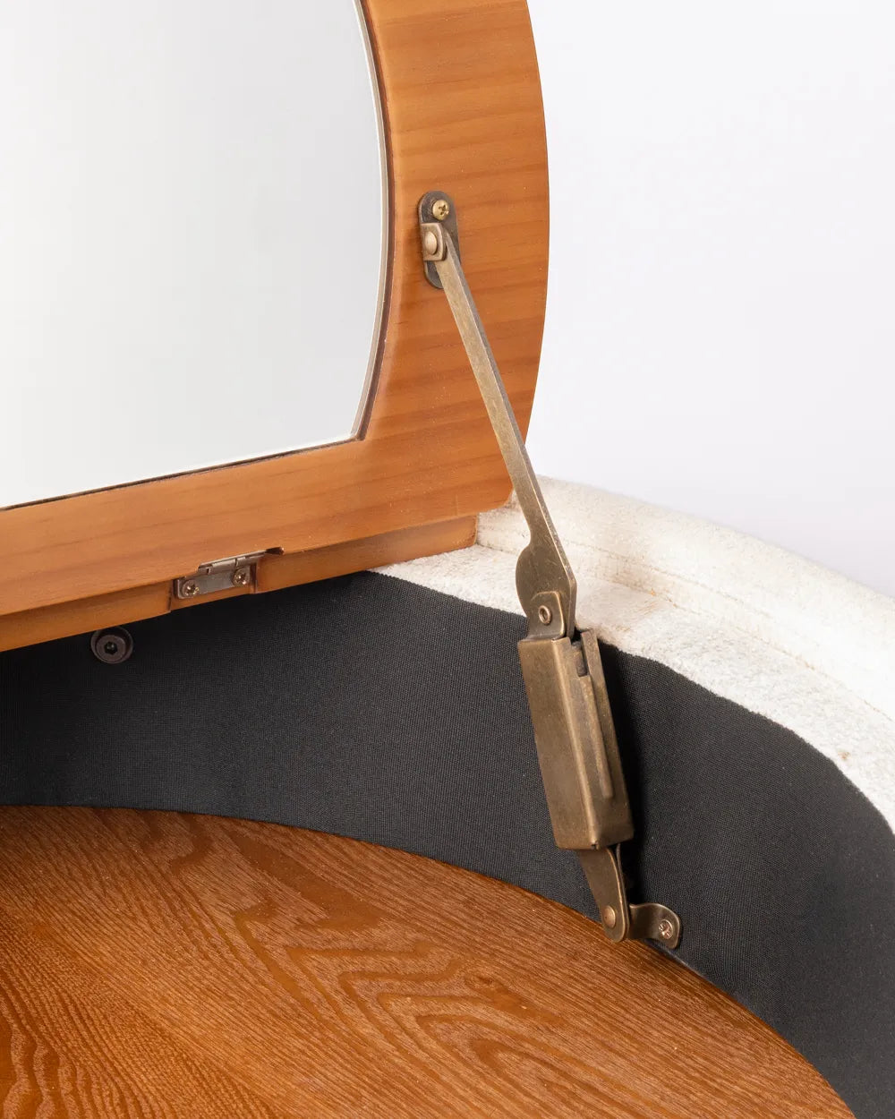 Tocador con espejo y silla - MADISON