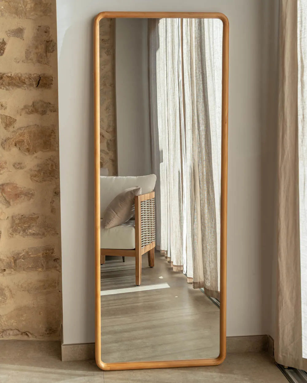 Rechteckiger Wandspiegel aus Holz – CRETA