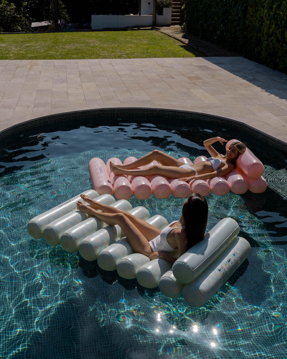 colchoneta hinchable piscina playa