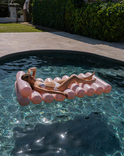 colchoneta hinchable piscina flamingueo