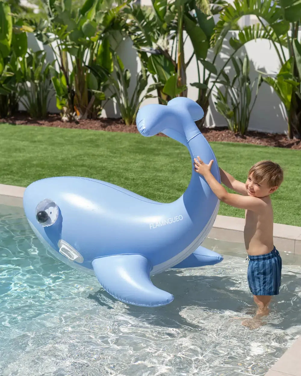 Flutuador insuflável de baleia gigante para criança – BLUF