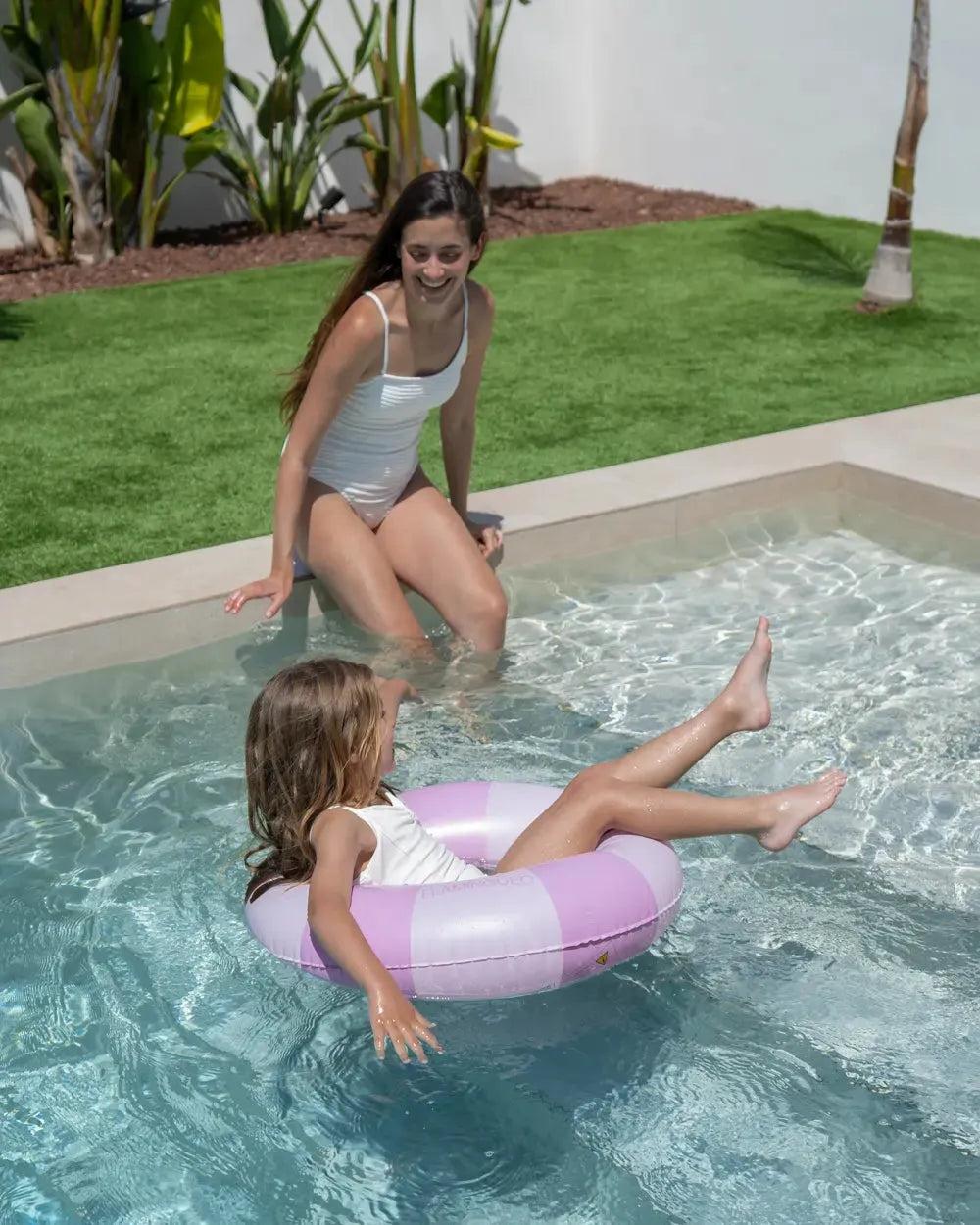 Children's donut pool float – TWISTY