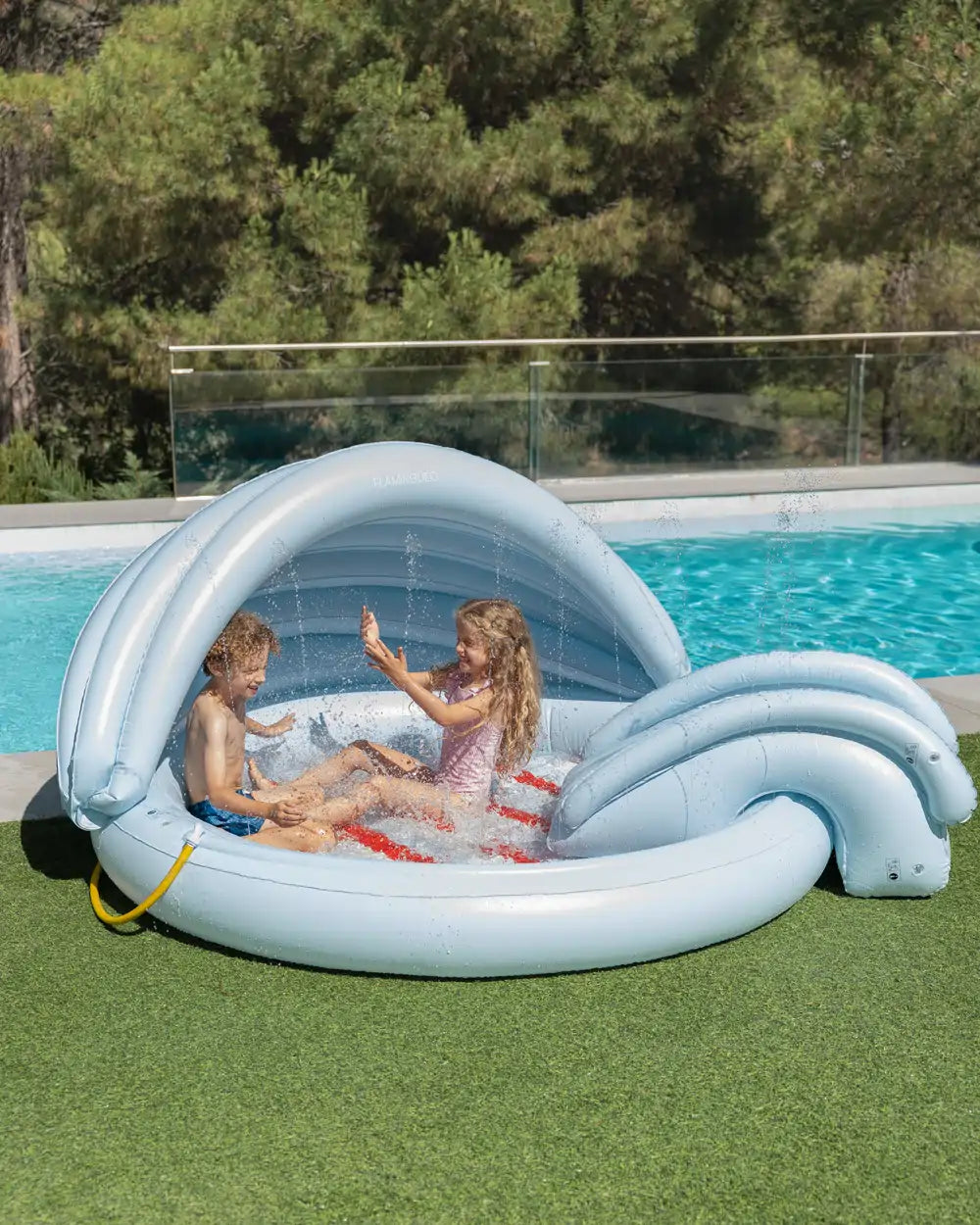 Children's pool with slide and sprinkler – RINGO