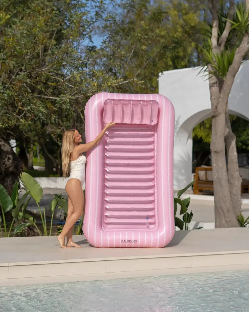 Colchoneta inflable rosa individual con almohada