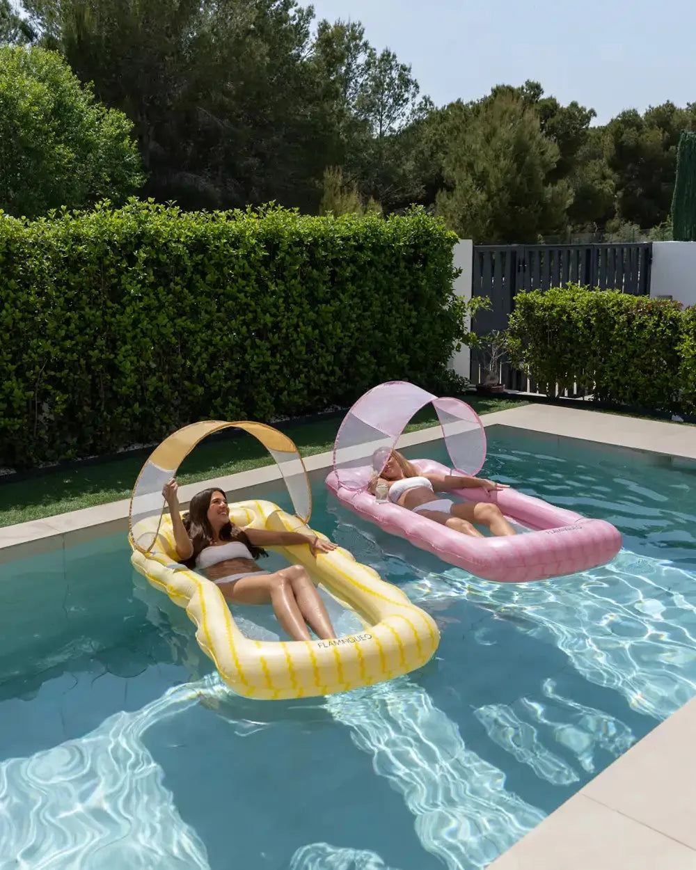 Matelas gonflable avec parasol – BELMONDO