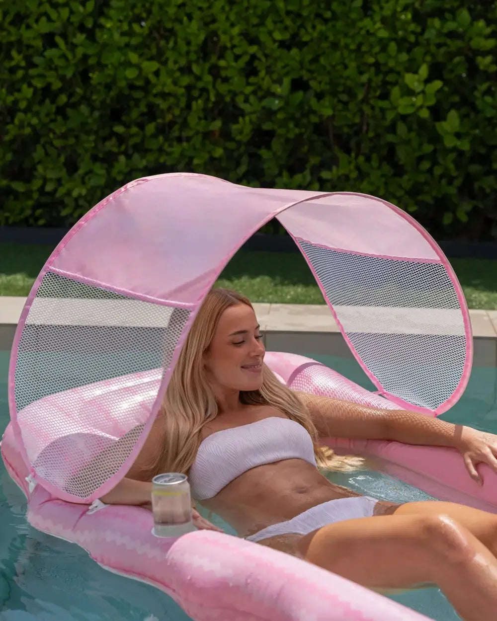 Inflatable mattress with sunshade – BELMONDO