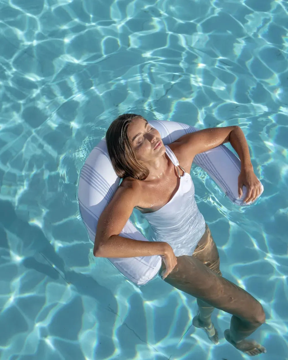 Flotador respaldo premium para piscina multiposición – AVA