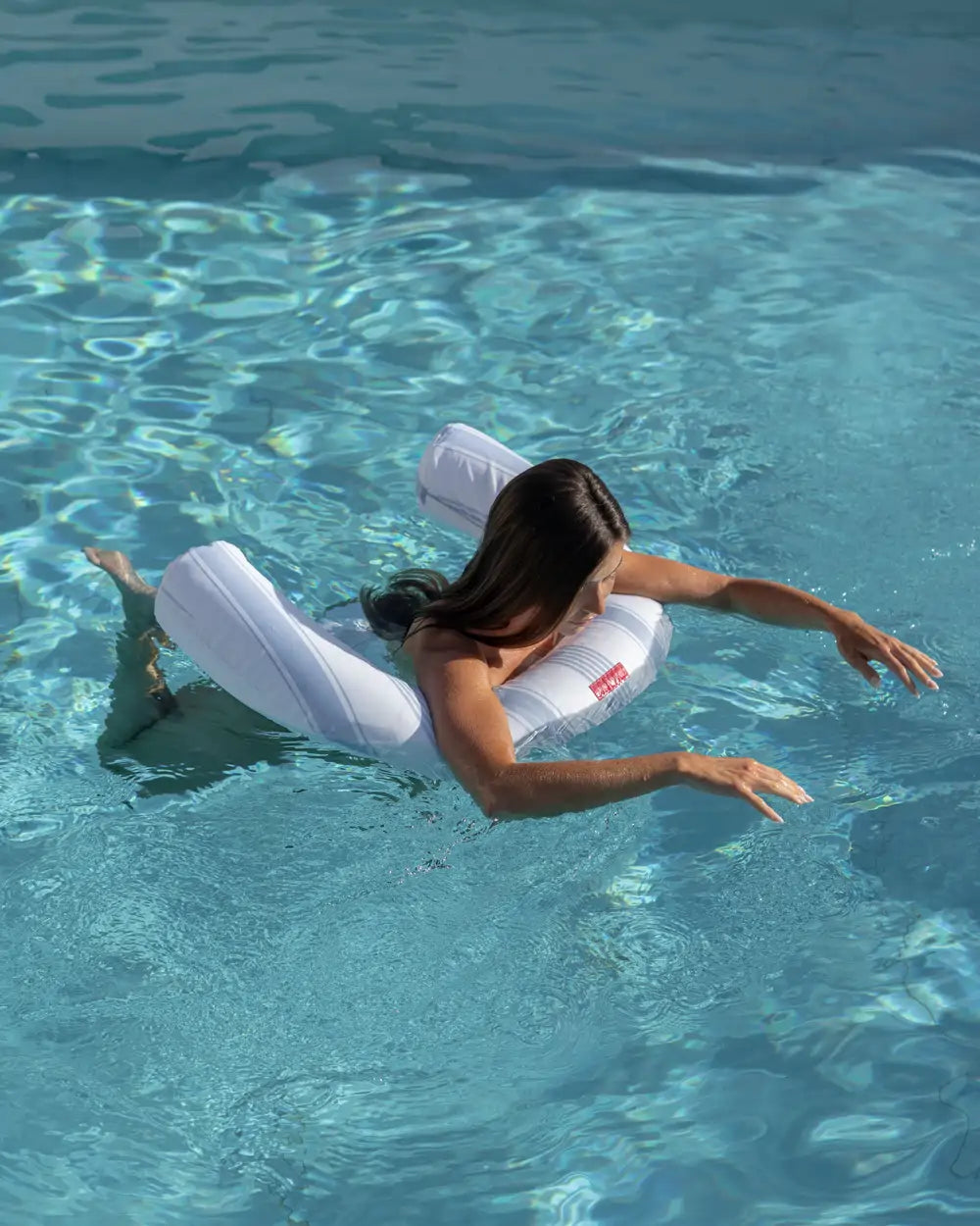 Flotador respaldo premium para piscina multiposición – AVA