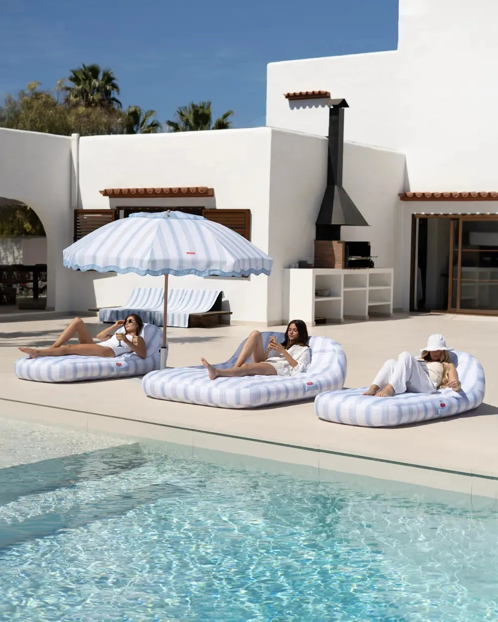 Tumbona insuflável premium para piscina e jardim – YATCH