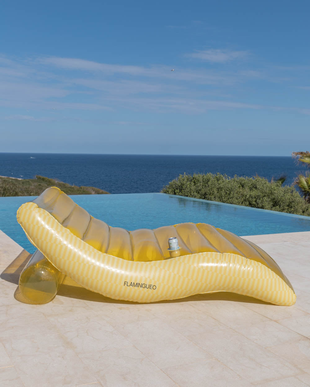 colchoneta hinchable piscina y jardin