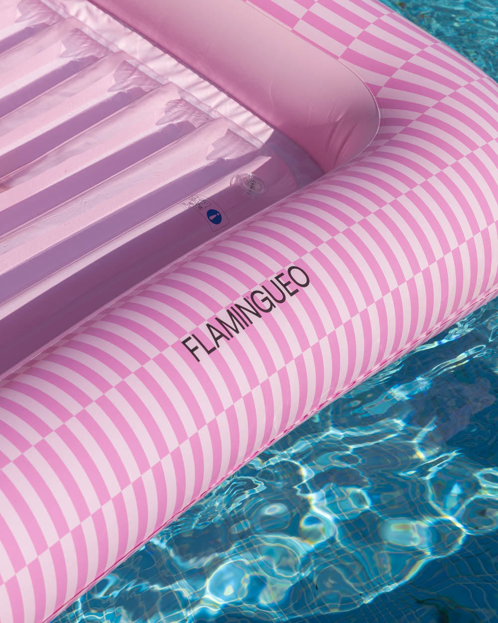 colchoneta hinchable piscina y jardin