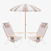 Lot comprenant un parasol et deux chaises - beige
