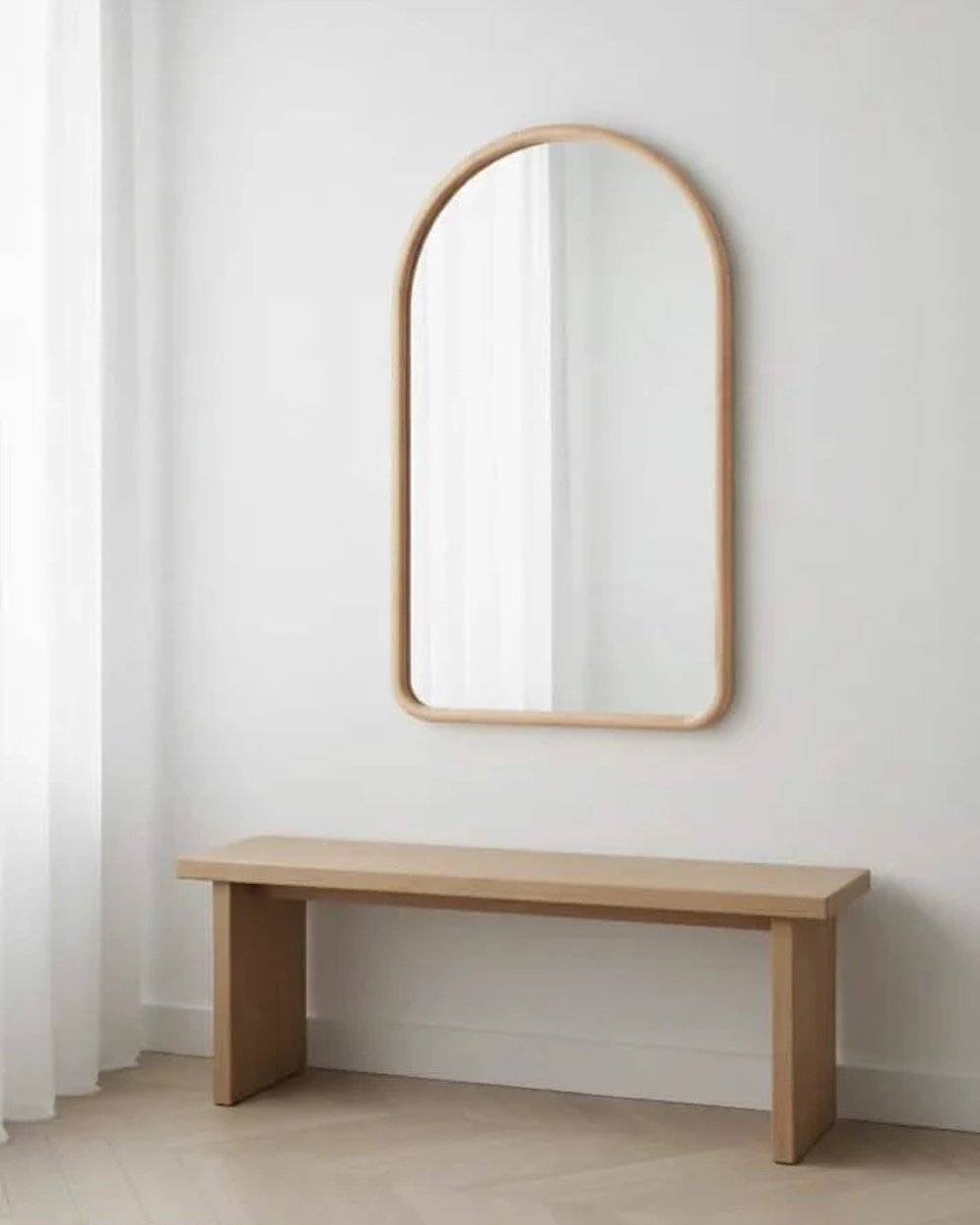 Espelho de parede arqueado de madeira - IONA