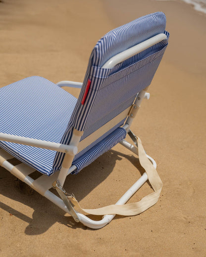 silla de playa azul marino