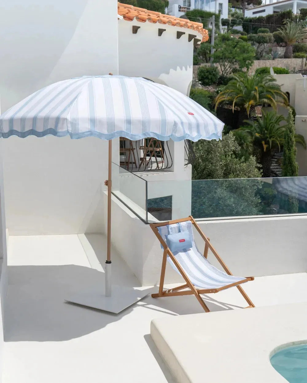 Silla de piscina con almohada premium