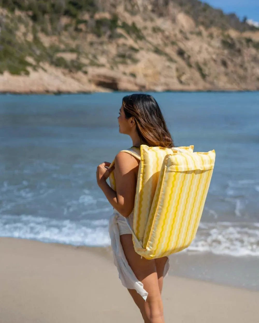 Pack respaldo, tote bag y toalla - amarillo