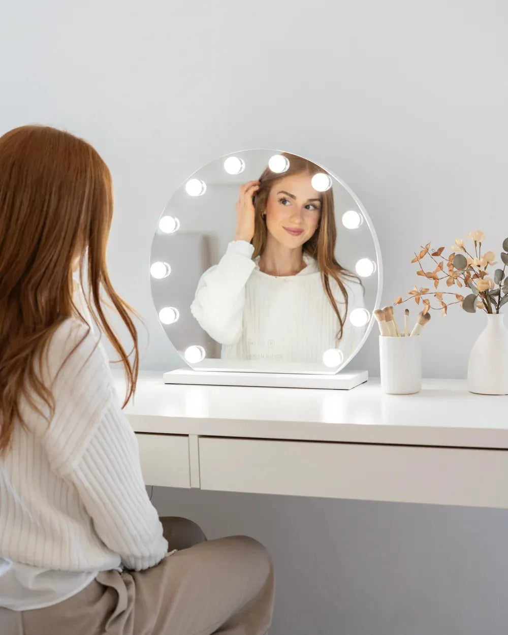 Espejo maquillaje semicircular con luz LED - DREAM