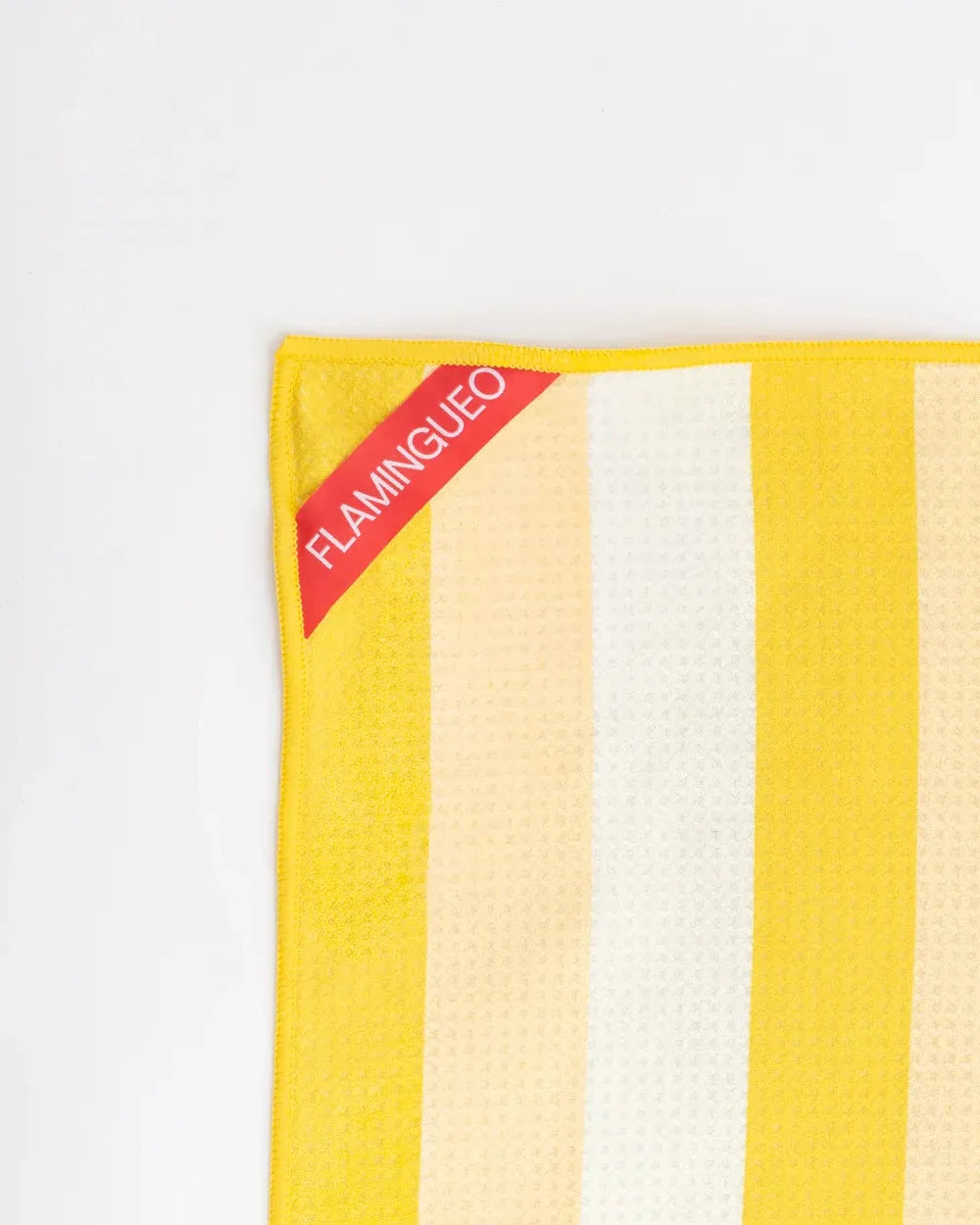 Toalla de playa de microfibra con imanes – AURA