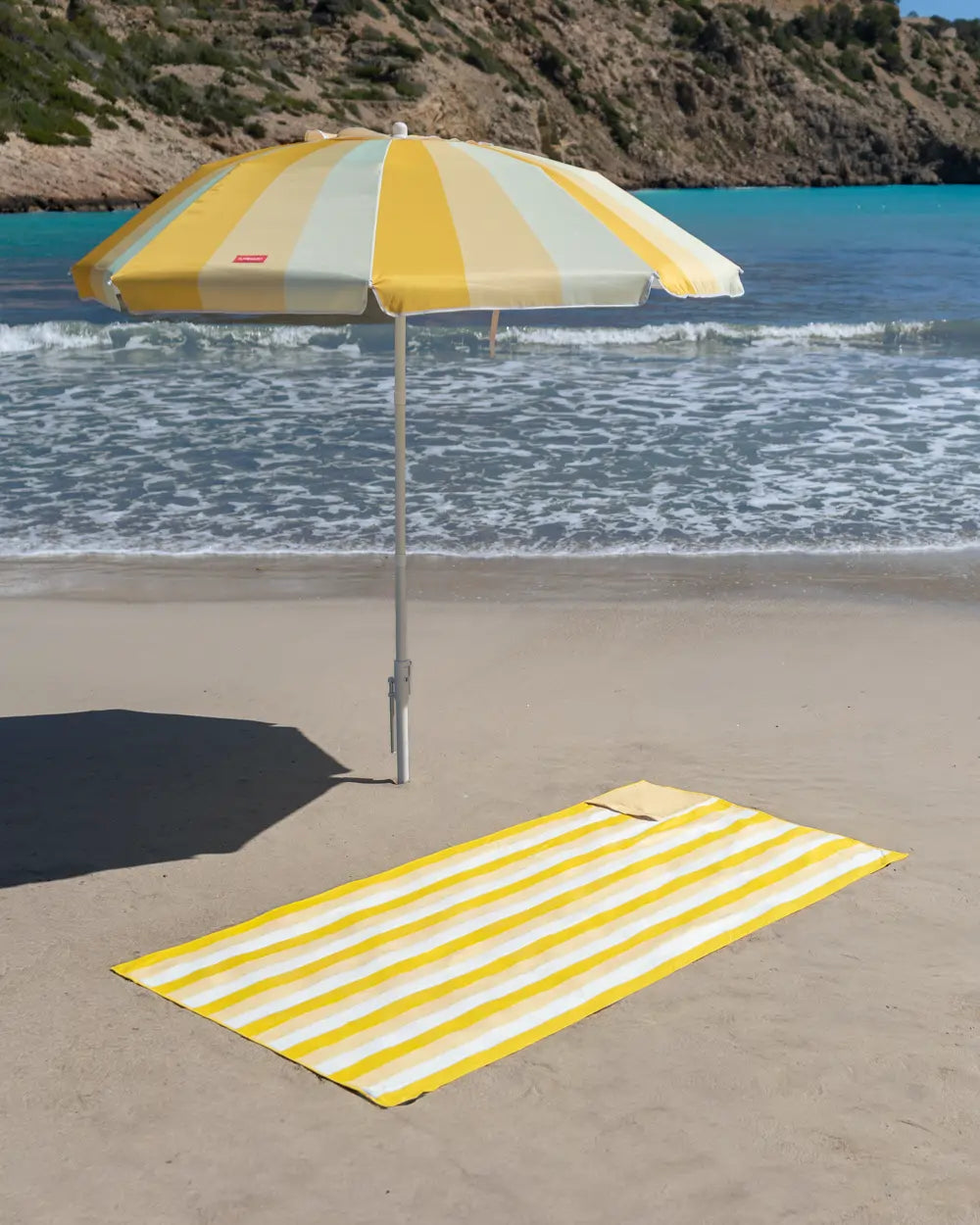 Toalla de playa de microfibra con imanes – AURA