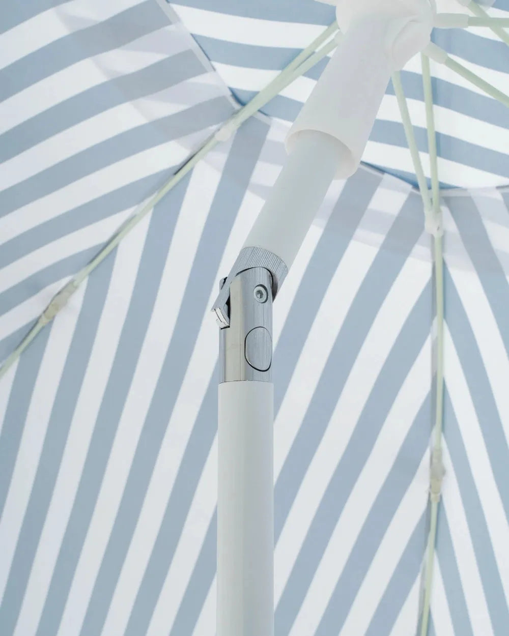 Sombrilla de playa compacta premium – SOLIS