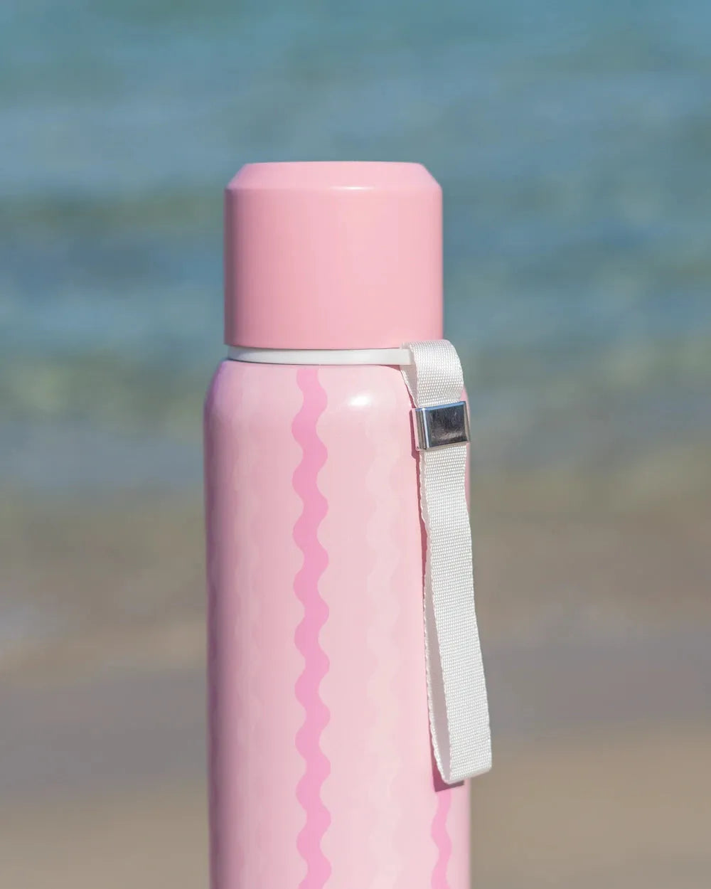 Botella de agua ligera y portátil