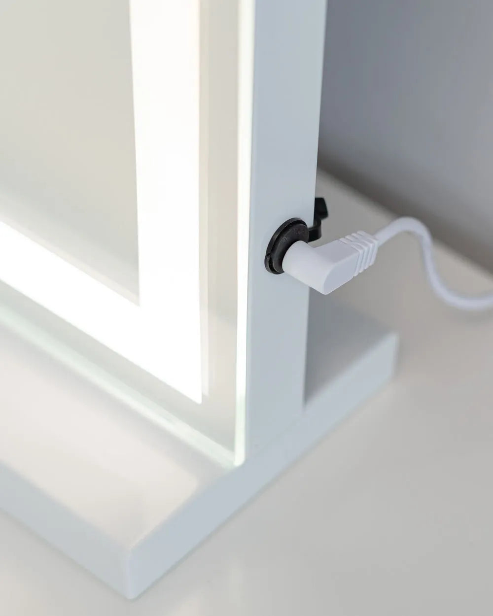 Schminkspiegel mit LED-Licht - ASHLEY - Flamingueo