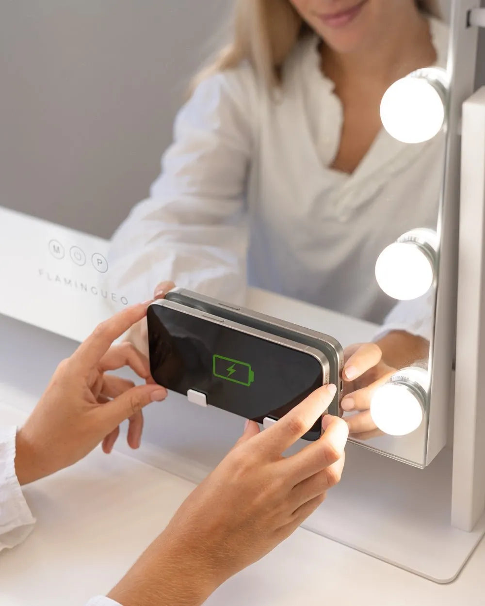 Espejo maquillaje con luz LED - BELLA - Flamingueo