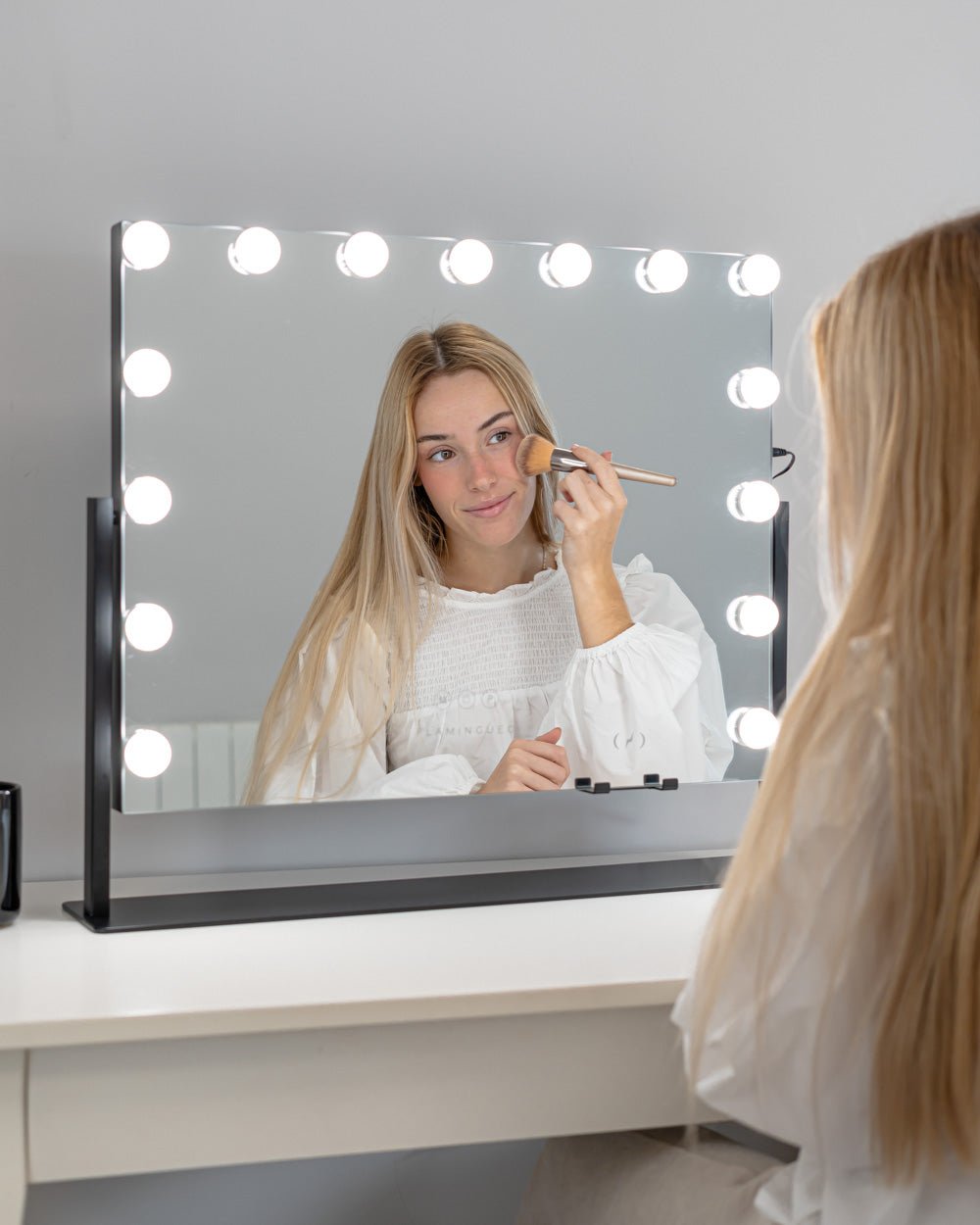 Espejo maquillaje con luz LED - BELLA - Flamingueo