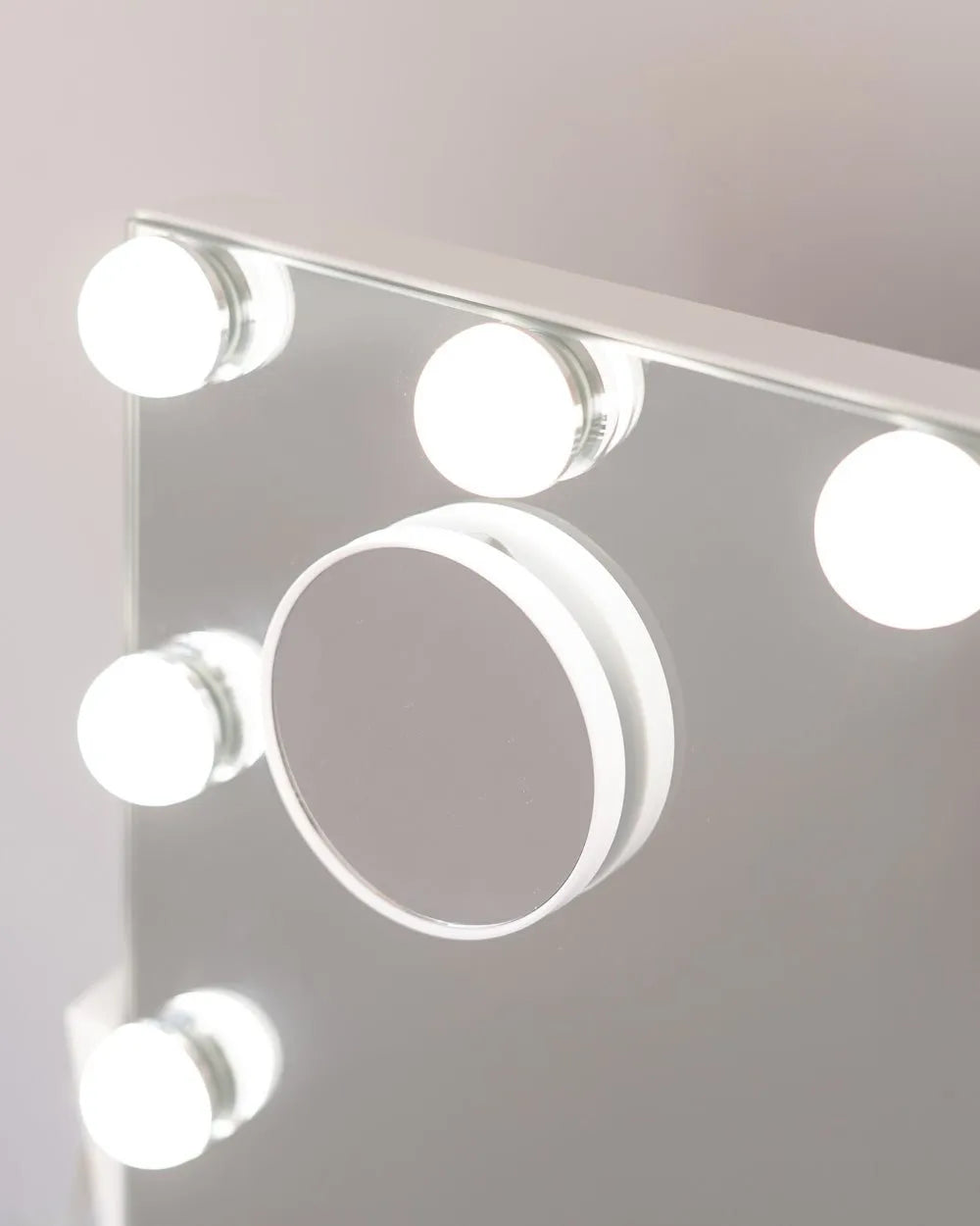 Espejo maquillaje con luz LED - BELLA - Flamingueo