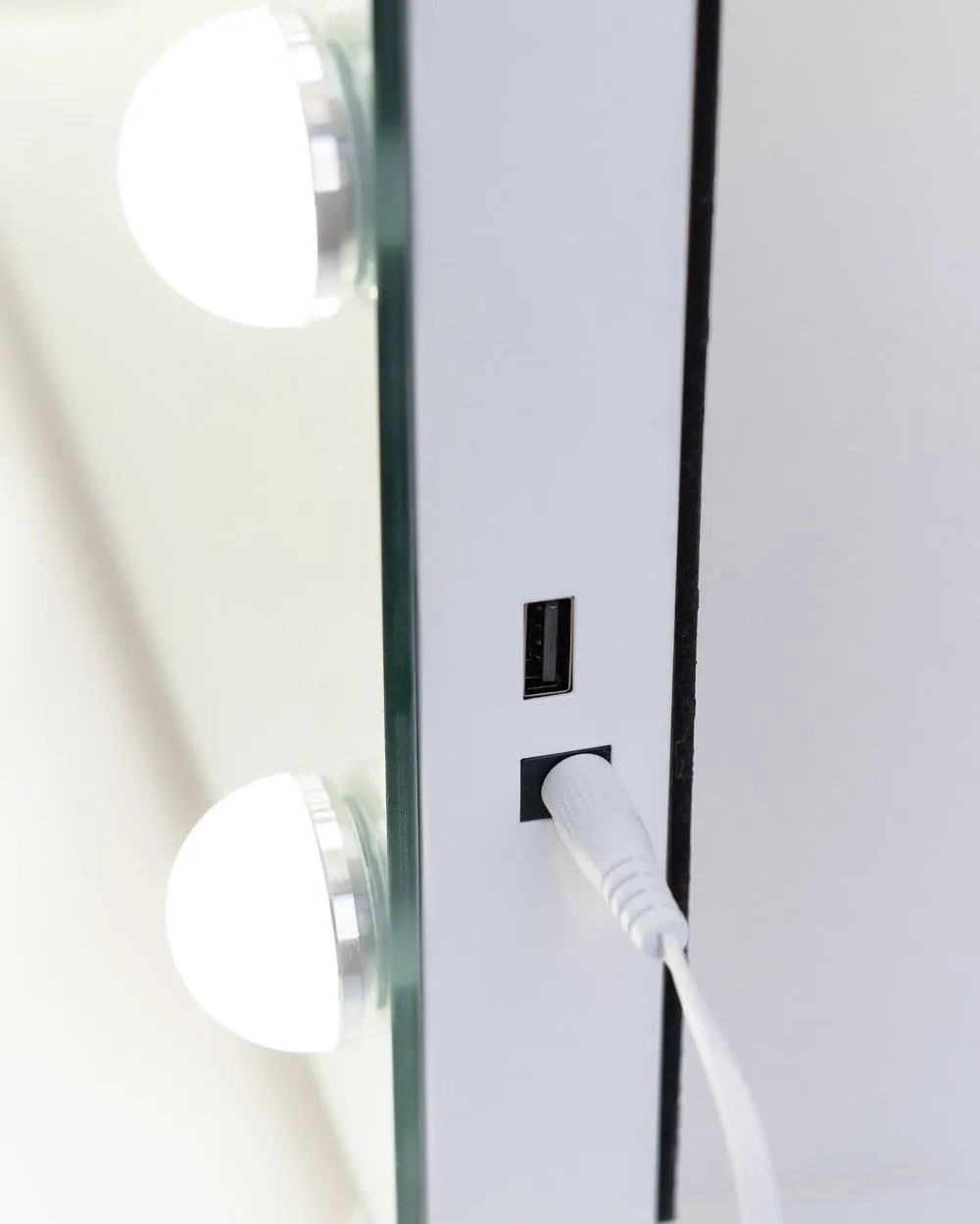 Espejo maquillaje con luz LED - GEORGINA - Flamingueo