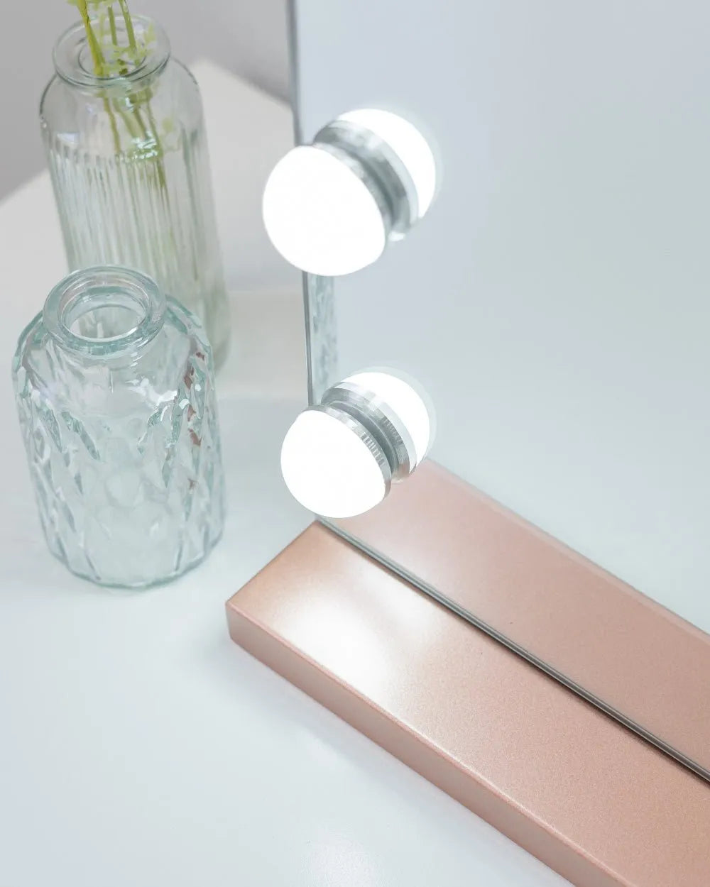 Espejo maquillaje con luz LED - KIM - Flamingueo