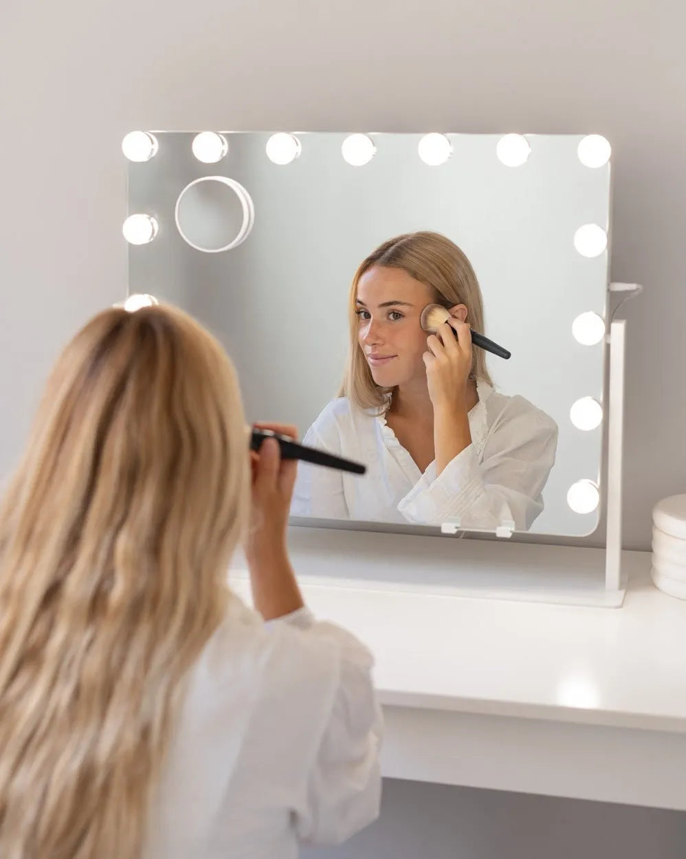 Espejo maquillaje con luz LED - LILY - Flamingueo