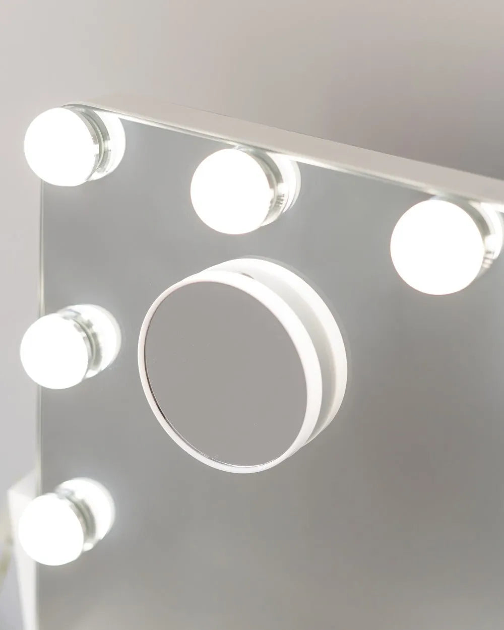 Espejo maquillaje con luz LED - LILY - Flamingueo