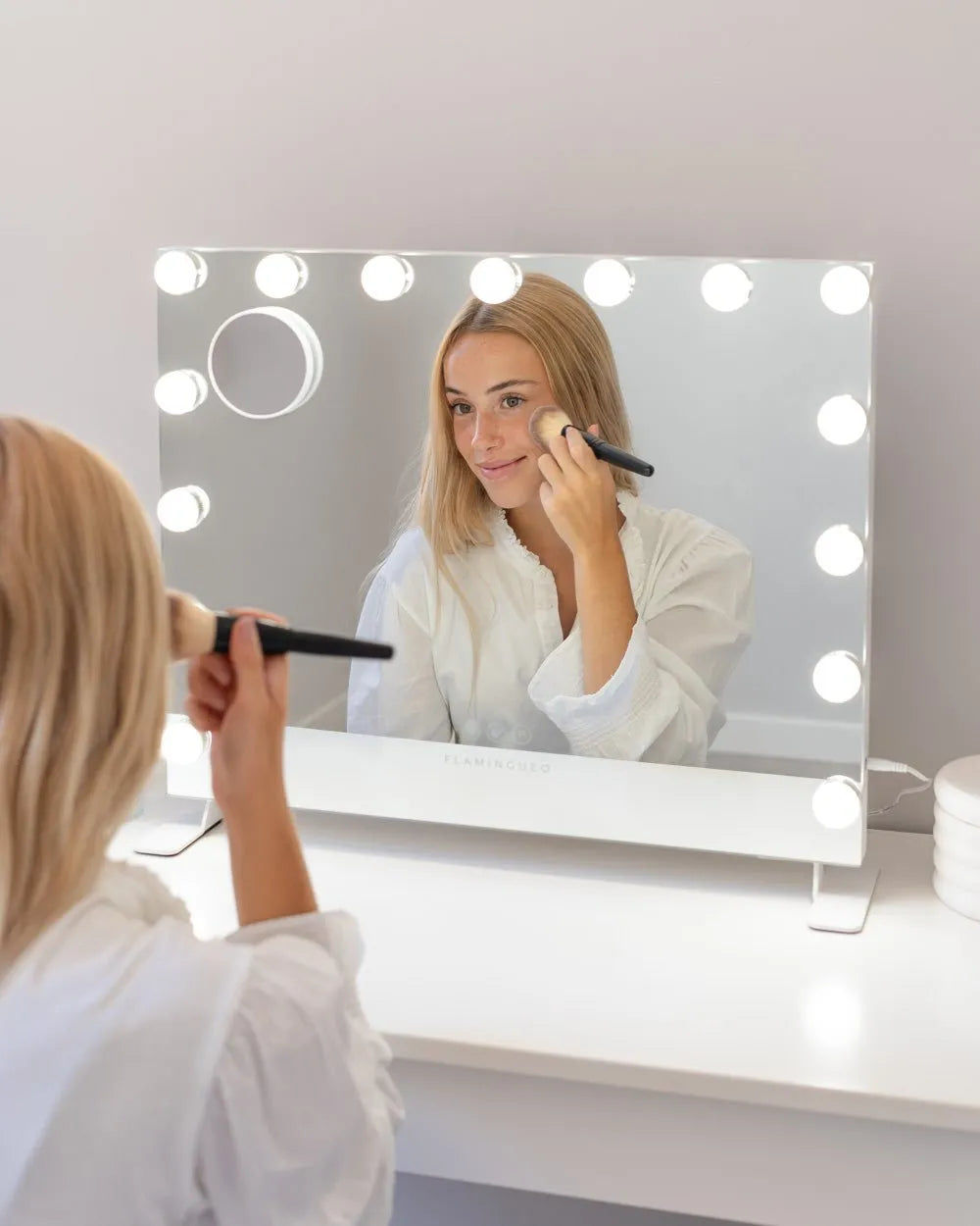 Espejo maquillaje con luz LED - SERENA - Flamingueo