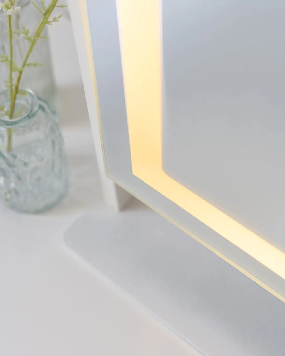 Espejo maquillaje con luz LED - SOPHIE - Flamingueo