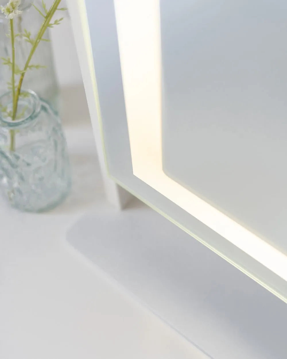 Espejo maquillaje con luz LED - SOPHIE - Flamingueo