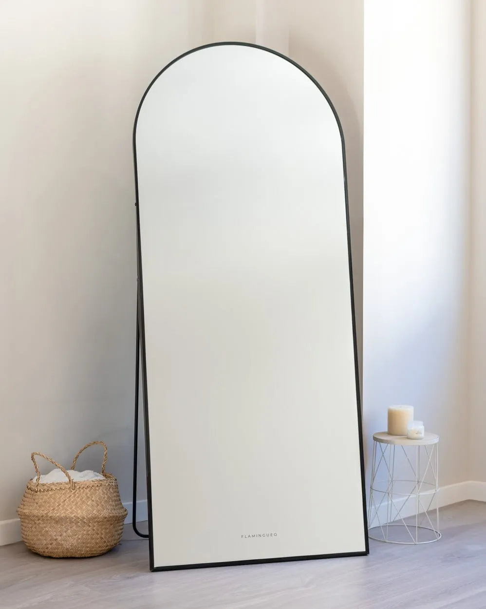 Miroir multipositions - Miroir sur pied ARIA - Flamingueo