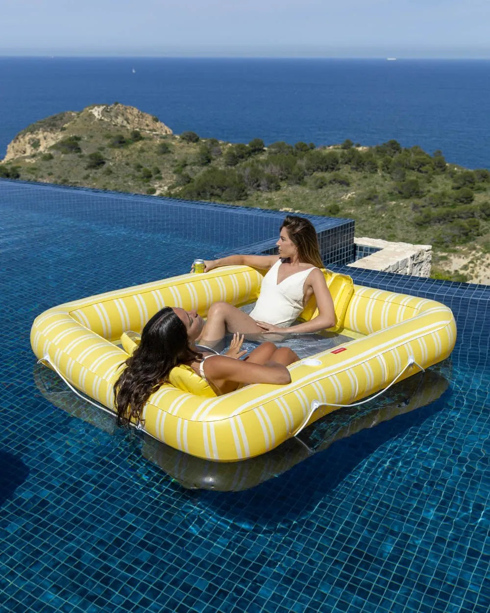 Schwimmende Sonnenliege gelbes Gitter - MALTA - Flamingueo